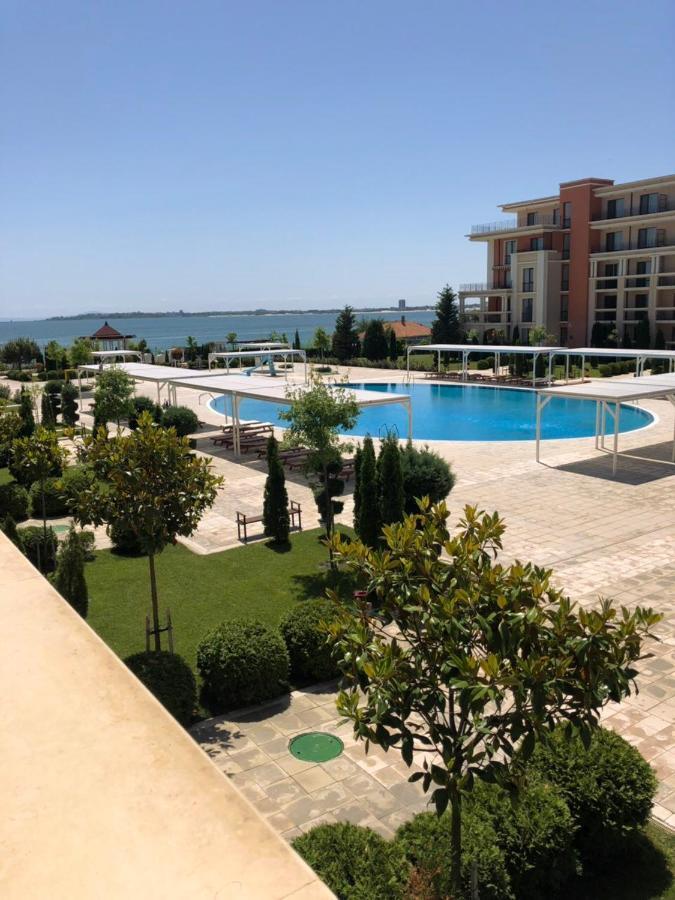 Private Apartment 156 In Prestige Fort Beach Sveti Vlas Eksteriør billede