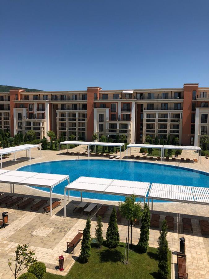 Private Apartment 156 In Prestige Fort Beach Sveti Vlas Eksteriør billede